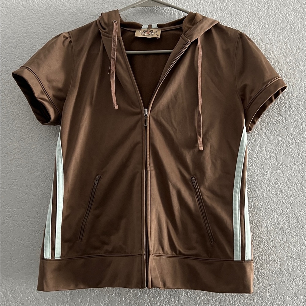 Y2K vintage Juicy Couture Brown Hoodie with Zip and matching shorts. - Picture 2 of 7